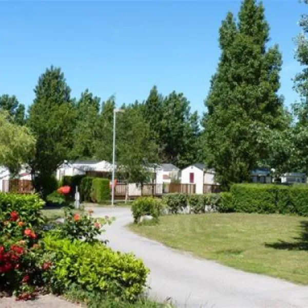 flower-camping-la-guichardiere-la-plaine-sur-mer-i4jsw