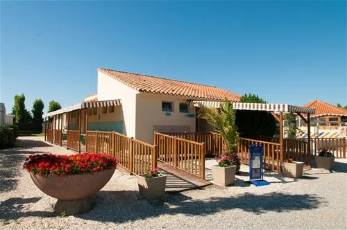 flower-camping-la-guichardiere-la-plaine-sur-mer-kbyjf