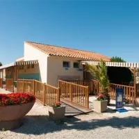 flower-camping-la-guichardiere-la-plaine-sur-mer-kbyjf