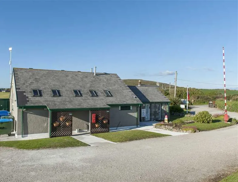 camping-and-caravanning-club-site-sennen-cove-penzance-mse1o
