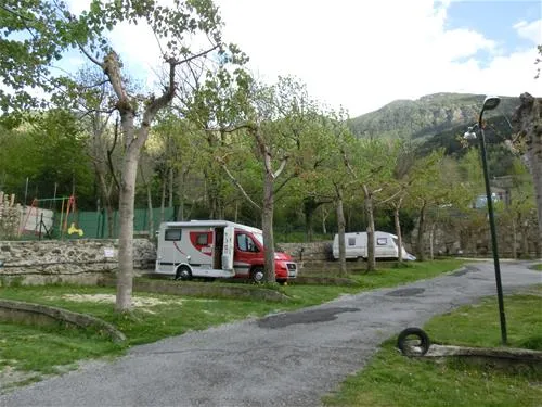 camping-valira-andorra-la-vella-r0cgx