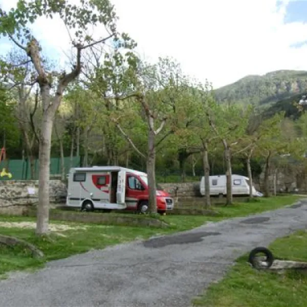 camping-valira-andorra-la-vella-r0cgx