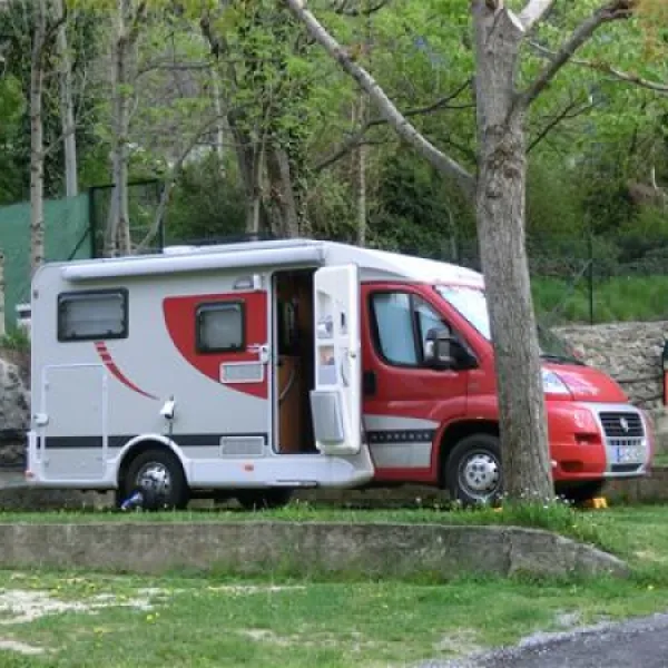 camping-valira-andorra-la-vella-tthaz