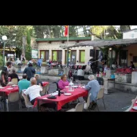 camping-la-pinede-st-florent-j3ork