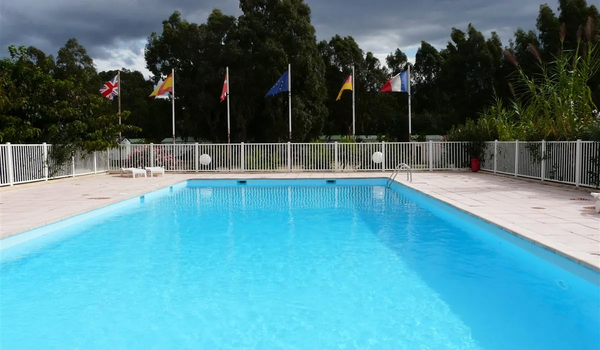 camping-la-pinede-st-florent-klodx