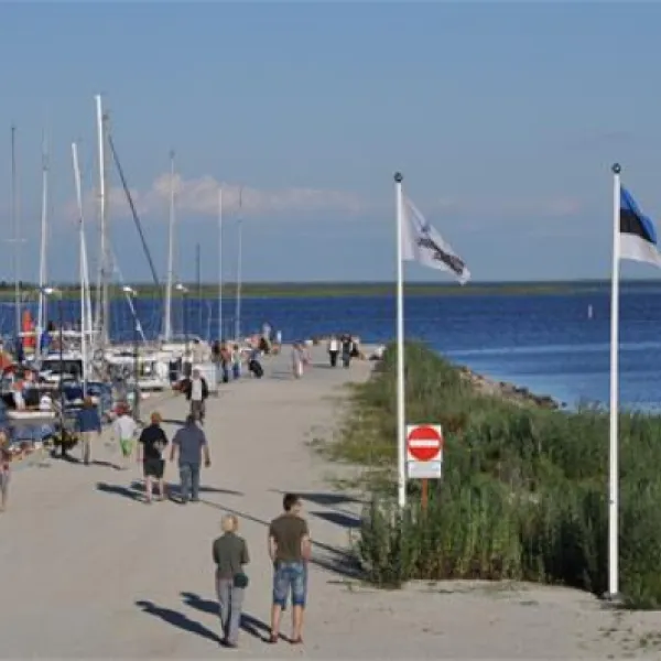lounaranna-hafen-camping-simisti-fnzzt