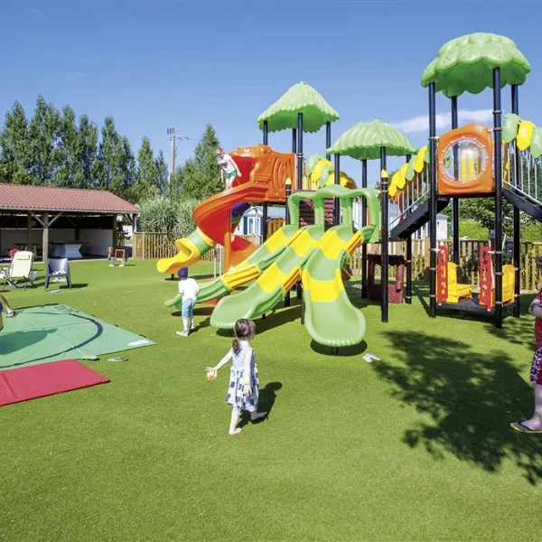 camping-rural-de-lahaye-liliane-fort-moville-s2izc