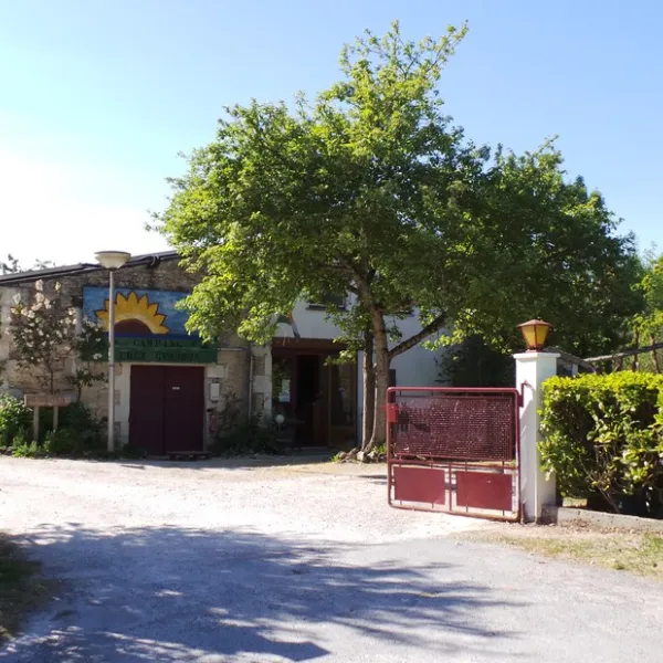 camping-chez-gendron-stpalais-de-blaye-i00n9