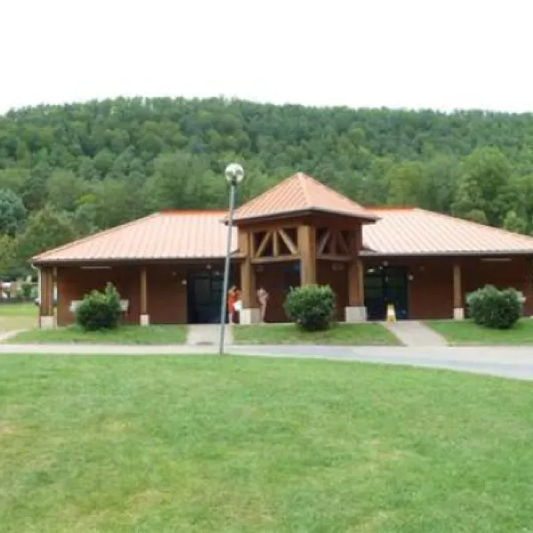camping-municipal-ramstein-plage-baerenthal-vmkbn