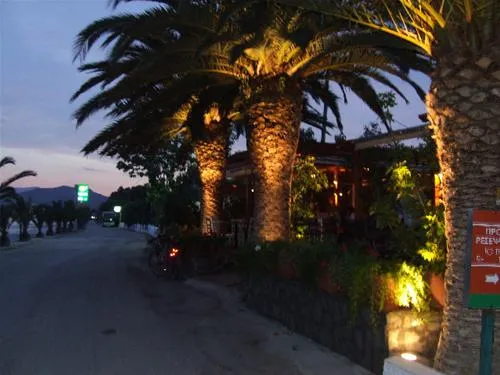 campsite-triton-ii-drepanonplaka-m8q8n