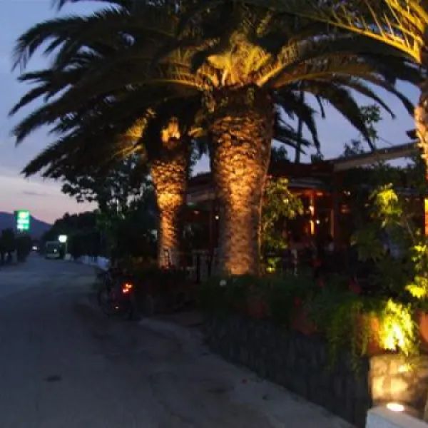 campsite-triton-ii-drepanonplaka-m8q8n