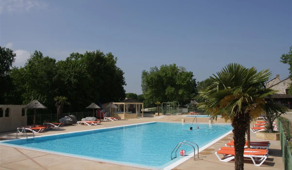 camping-naturiste-le-couderc-naussannes-cehvw