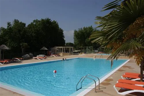 camping-naturiste-le-couderc-naussannes-i9r7o