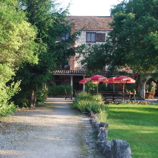 camping-naturiste-le-couderc-naussannes-vg0is