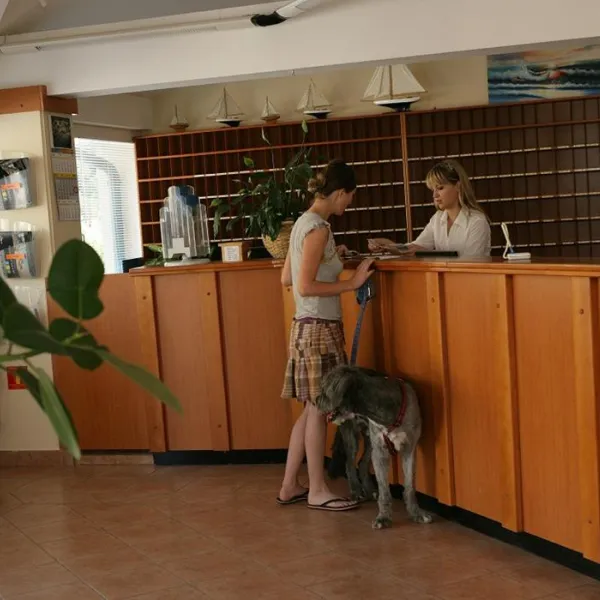 naturist-camp-bunculuka-baska-khq5p