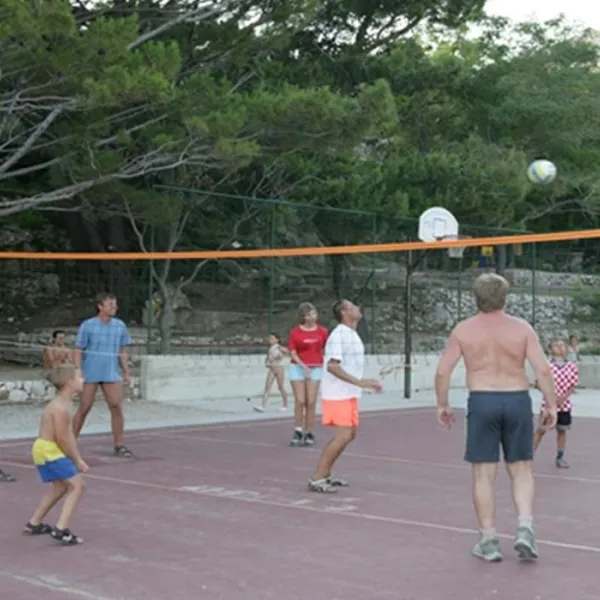 naturist-camp-bunculuka-baska-lts1m
