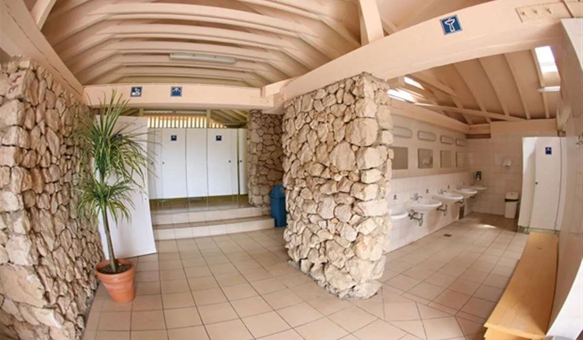 naturist-camp-bunculuka-baska-rv1at