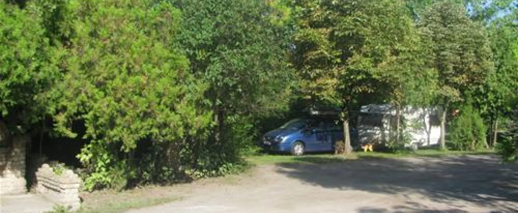 Camp De Tour