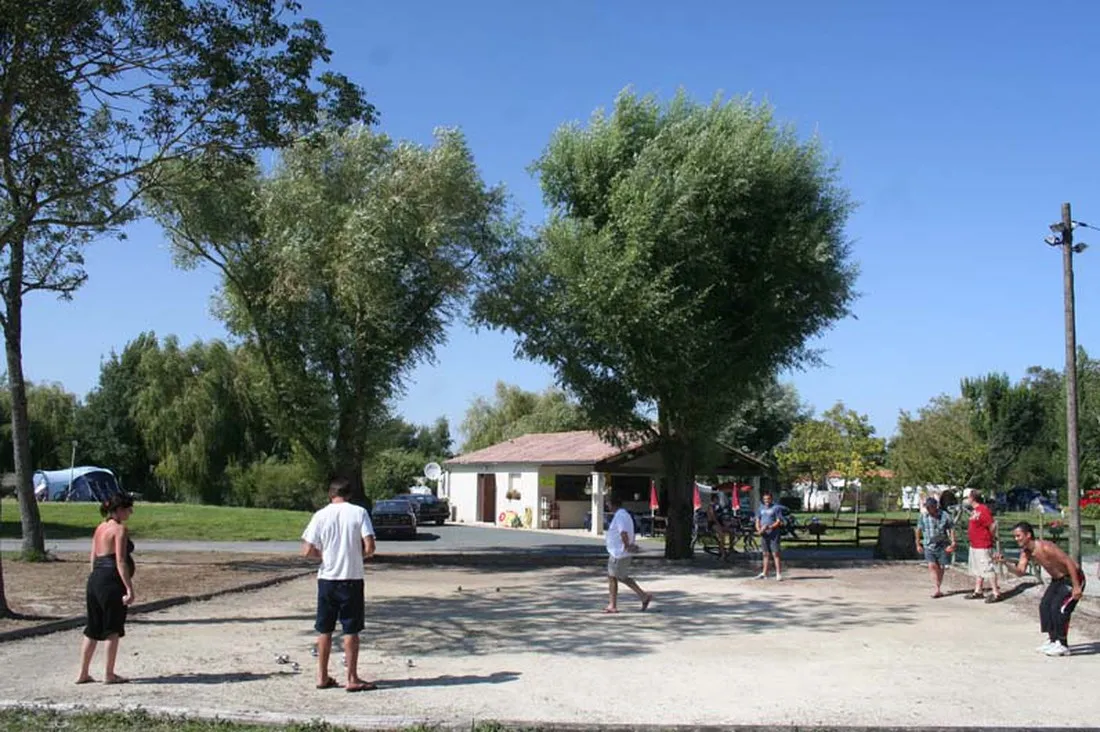 villagecenter-les-catalpas-st-georges-de-didonne-caim3