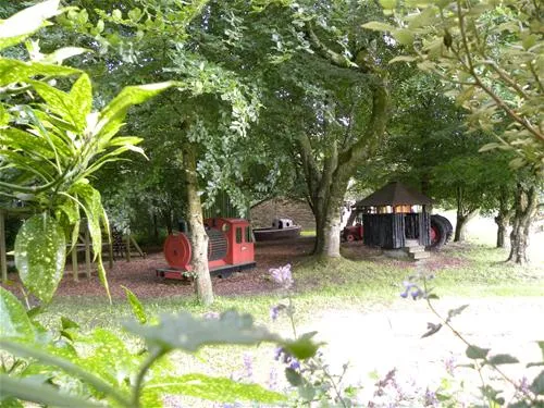 trewan-hall-club-site-columb-mwhx0