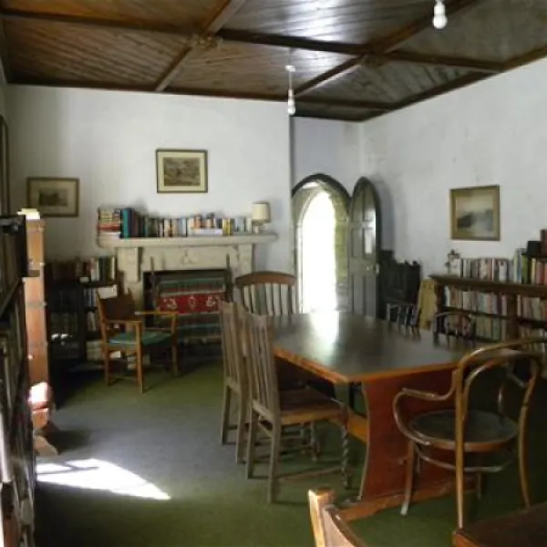 trewan-hall-club-site-columb-qktdp