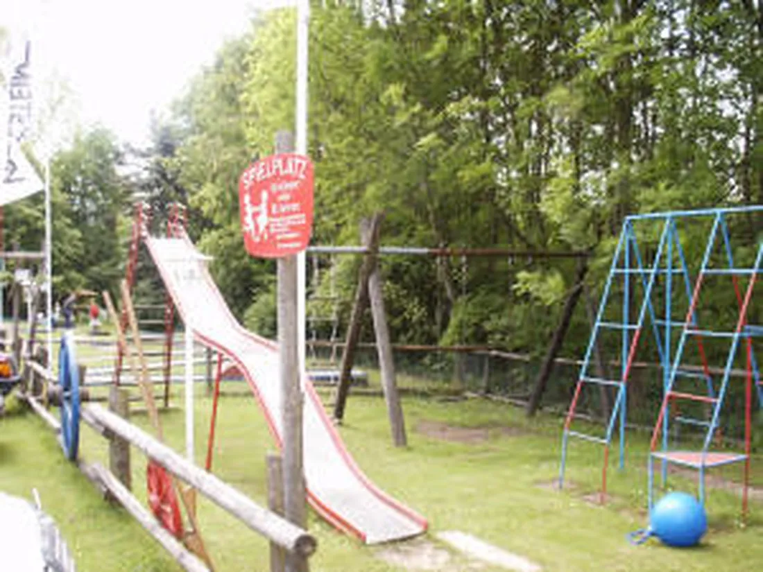 camping-hinterland-steffenbergniedereisenhausen-wfyut