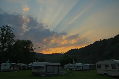campingplatzmarienburg-pnderich-izevw