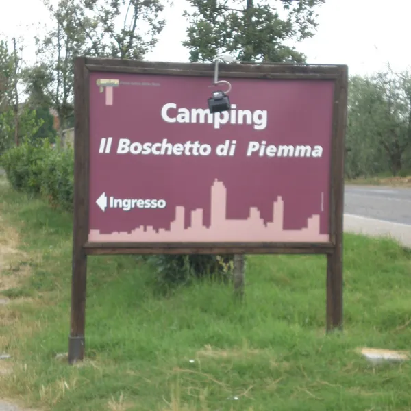 campeggio-il-boschetto-di-piemma-sgimignano-efyri
