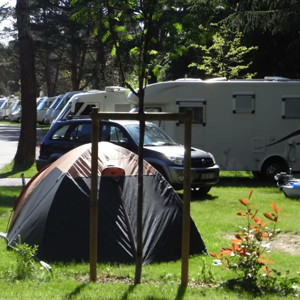 nantes-camping-le-petit-port-nantes-nllyt