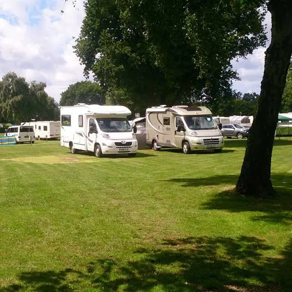 woodlands-caravan-park-sheringham-het8v