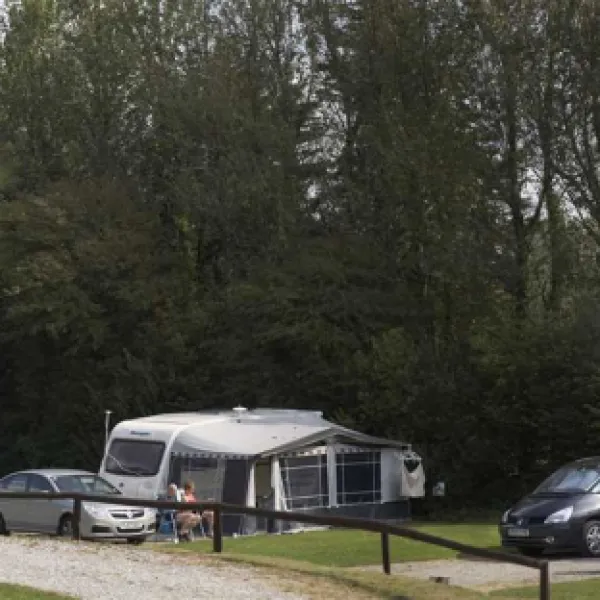 camping-caravanning-club-site-california-cross-ivybridge-0tuce