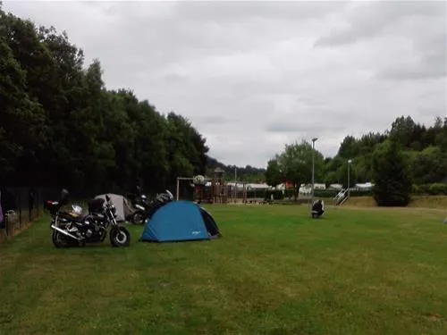 campingpark-kronenburger-see-hallschlag-kumci