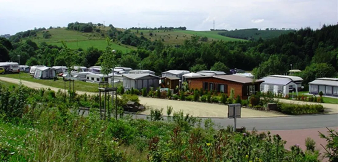 campingpark-kronenburger-see-hallschlag-mtgpx