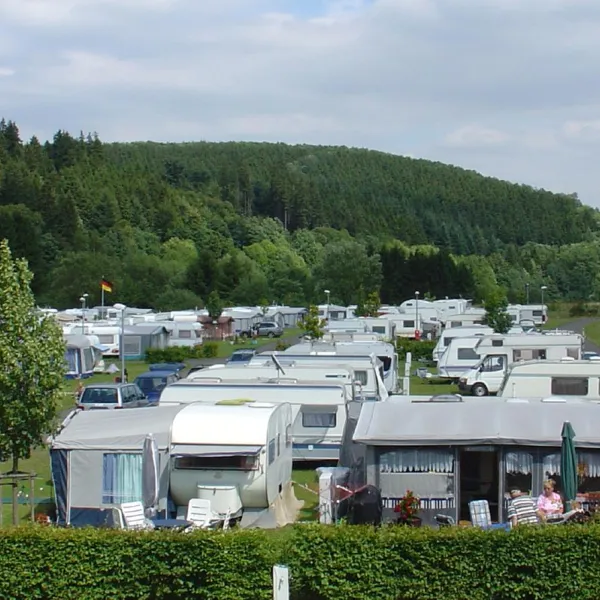 campingpark-kronenburger-see-hallschlag-qevxo