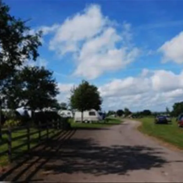 wyke-down-touring-caravan-camping-park-andover-owczc