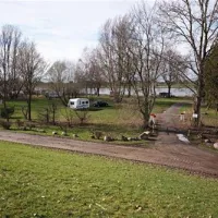 camping-land-an-der-elbe-bei-hamburg-stove-bei-drage-buz0x