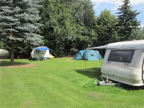 camping-land-an-der-elbe-bei-hamburg-stove-bei-drage-jwead