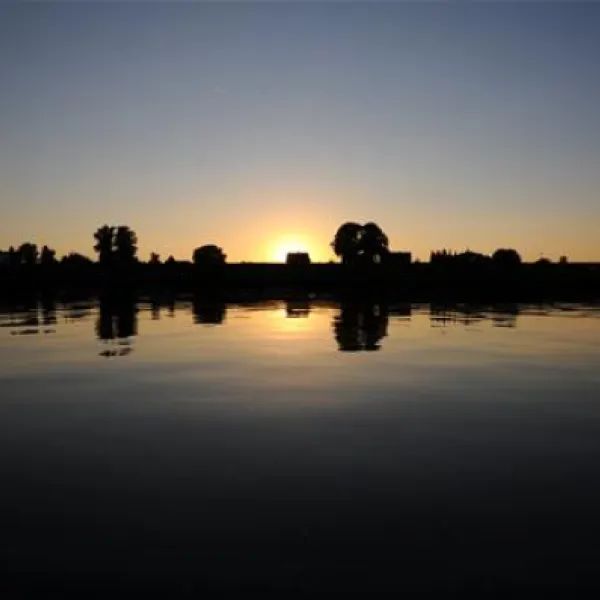 camping-land-an-der-elbe-bei-hamburg-stove-bei-drage-klmz0