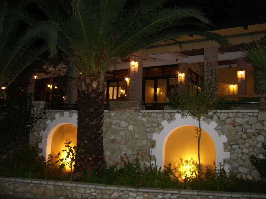campsite-aginara-beach-glifailias-ahbxw
