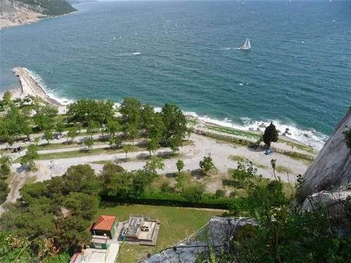 camping-mare-pineta-baia-sistiana-sistiana-duino-aa4vi
