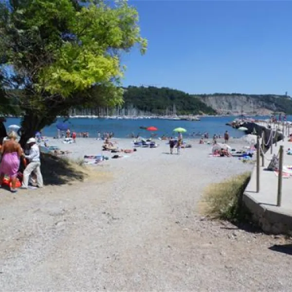 camping-mare-pineta-baia-sistiana-sistiana-duino-at5lq