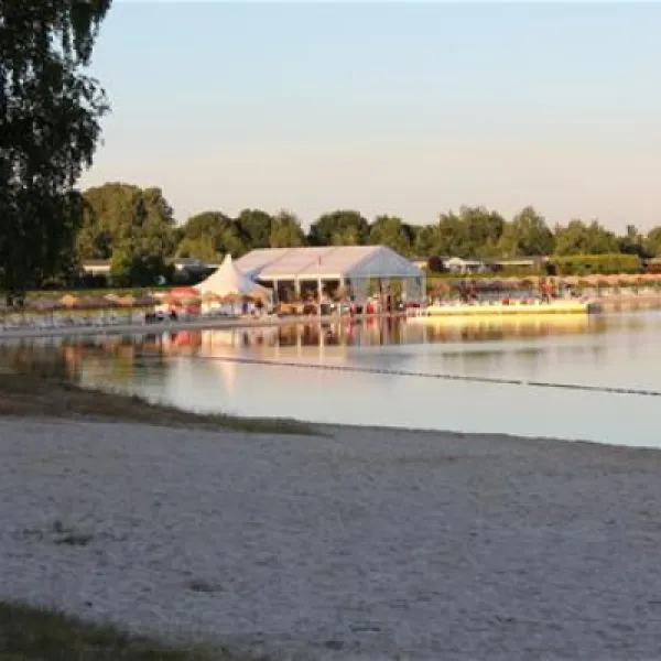 camping-blaue-lagune-wachtendonk-reaes