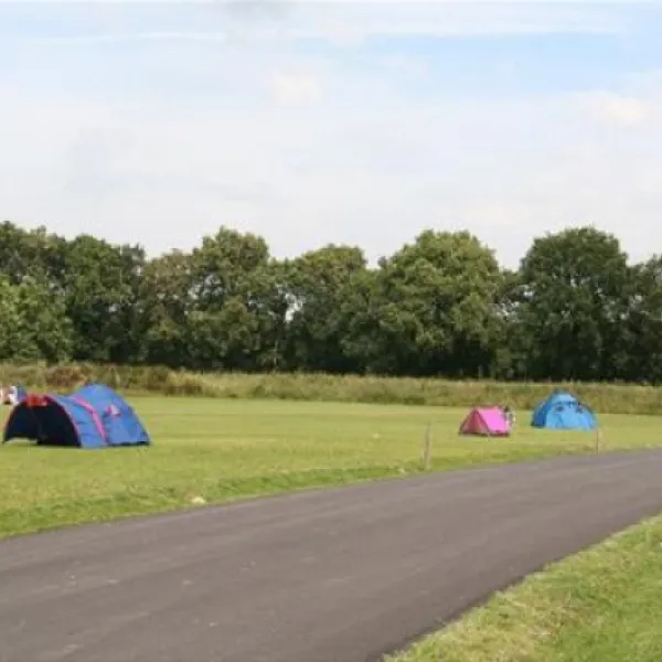 camping-blaue-lagune-wachtendonk-rhzhv