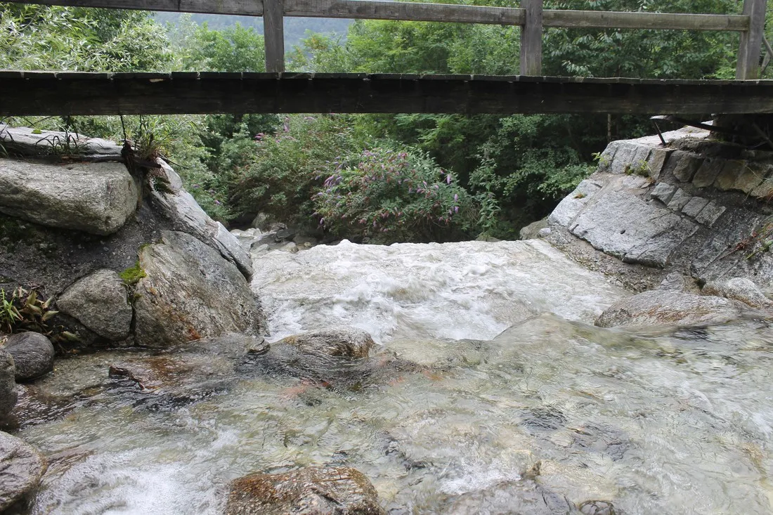 campeggio-acquafraggia-borgonuovo-di-piuro-v1d3u