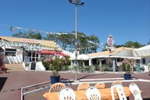 le-saint-martin-moliets-plage-zdnmq