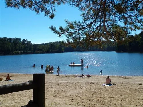 camping-du-lac-marcillac-la-croisille-560ky