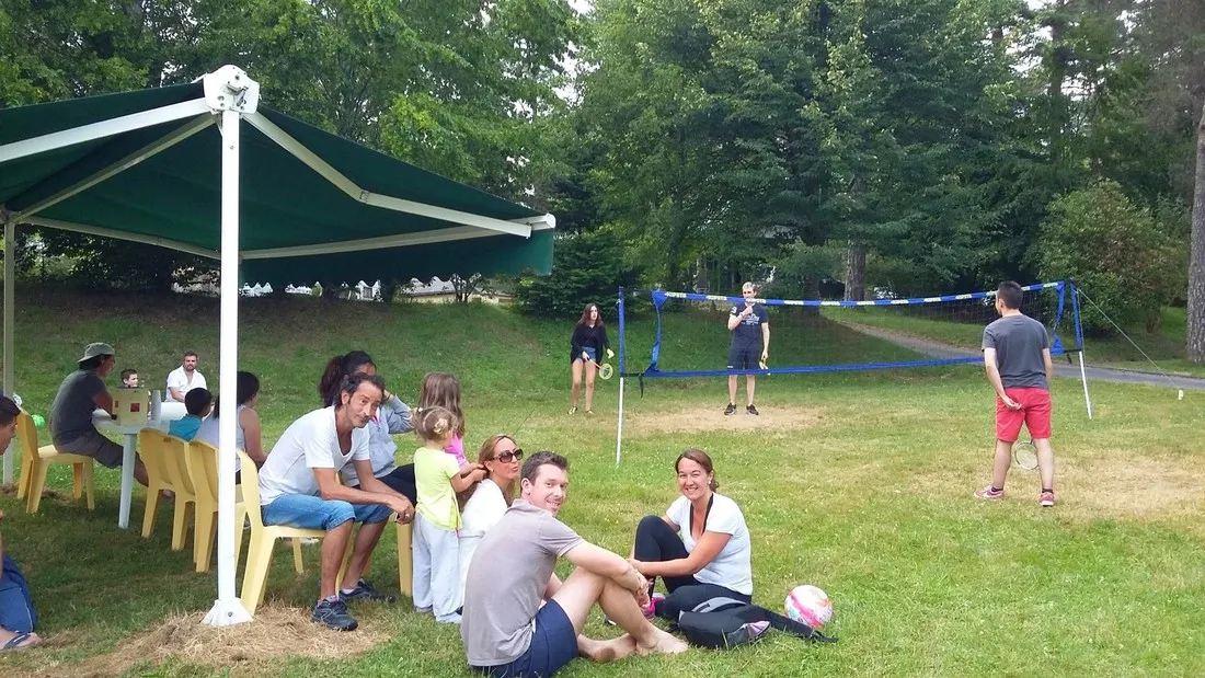 camping-du-lac-marcillac-la-croisille-wrtpb