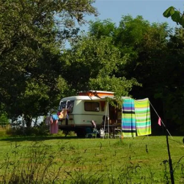 camping-la-jaurie-ladignac-le-long-kyjjg