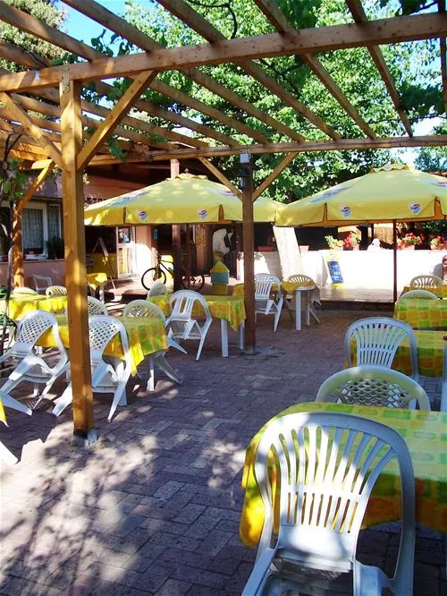 campeggio-internazionale-di-castelfusano-lido-di-ostia-dxqj6