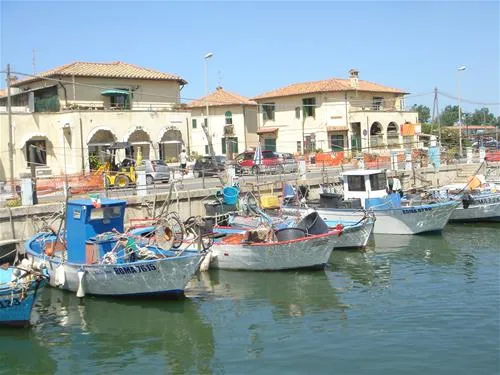 campeggio-internazionale-di-castelfusano-lido-di-ostia-zf7ih